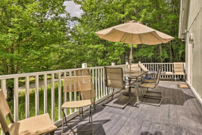 Convenient Tobyhanna Home with Deck and Grill!